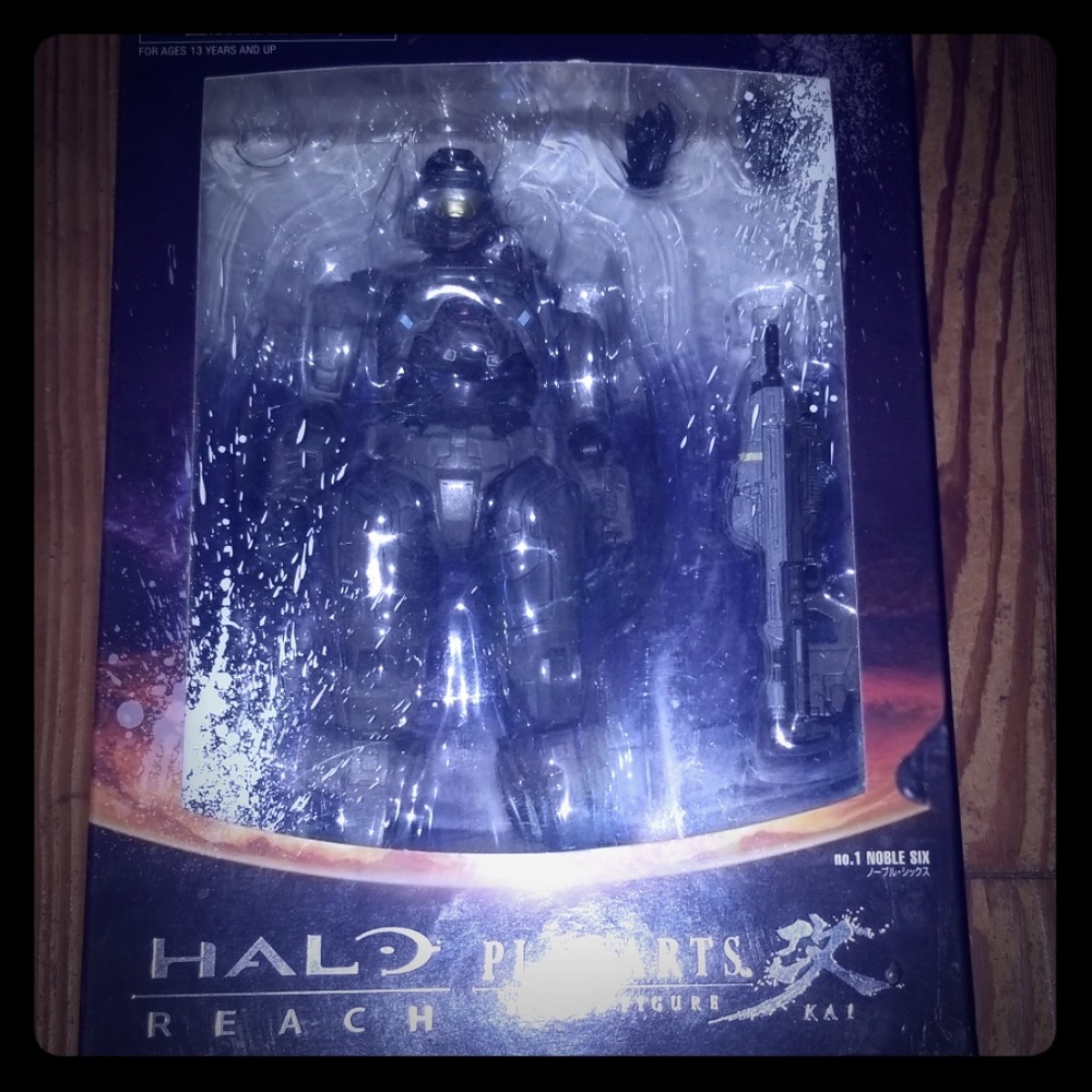 Halo Play Arts Action Figure From Halo Reach